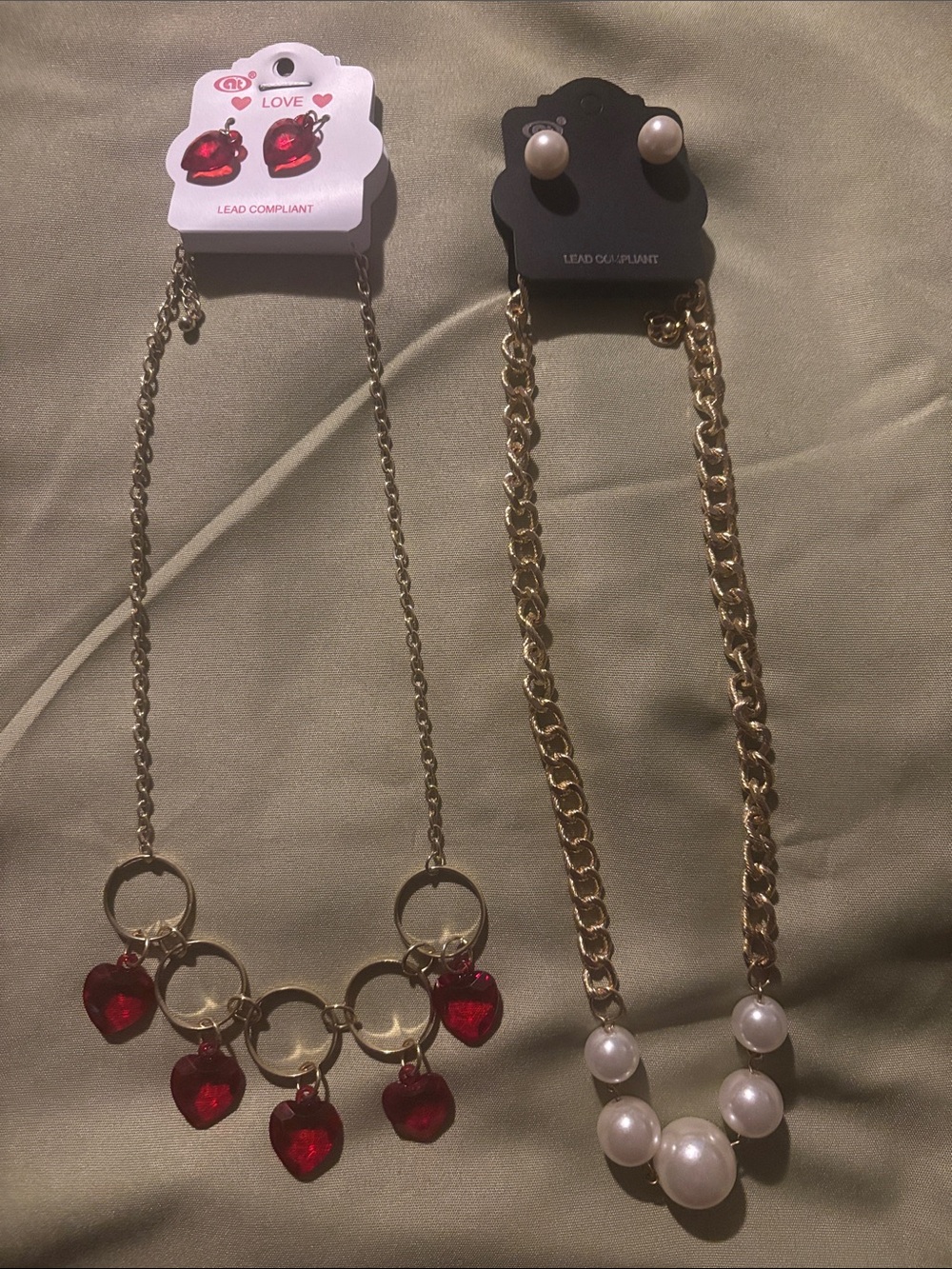 Gold-Tone Red Heart Charm Necklace - Unbranded